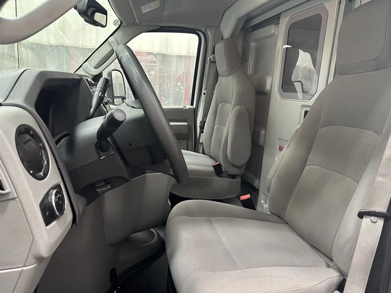 2024 Ford Econoline Van - Image 10 of 21