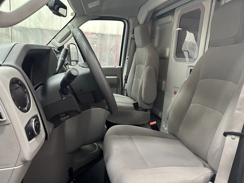 2024 Ford Econoline Van - Image 10 of 12
