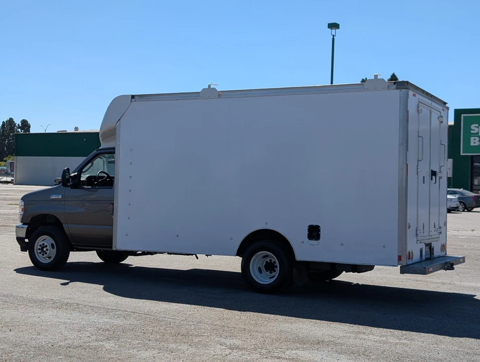 2024 Ford Econoline Van - Image 6 of 12