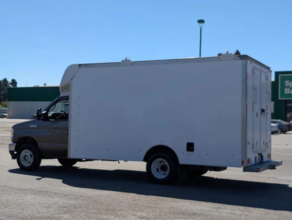 2024 Ford Econoline Van - Image 5 of 12