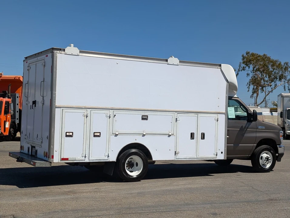 2024 Ford Econoline Van - Image 8 of 12