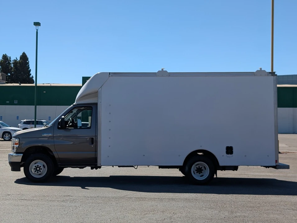 2024 Ford Econoline Van - Image 4 of 12