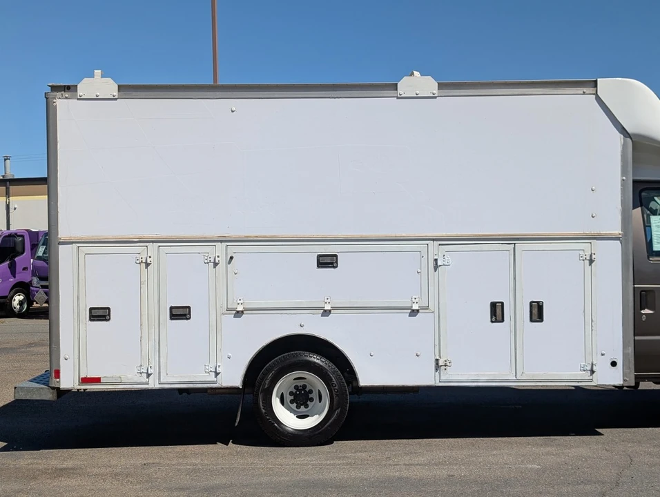 2024 Ford Econoline Van - Image 10 of 12