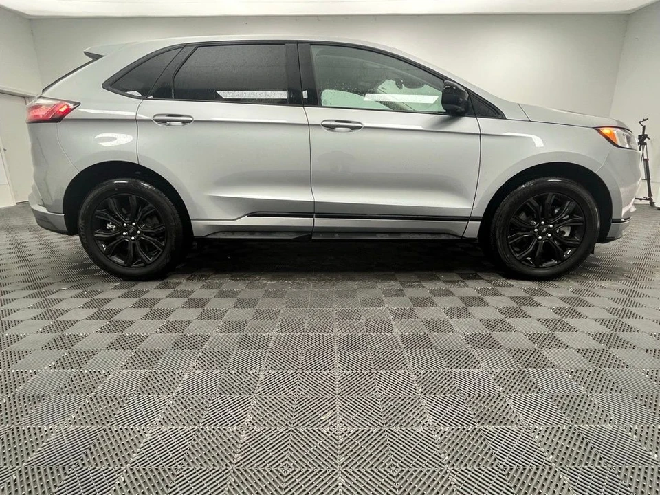 2024 Ford Edge - Image 7 of 12