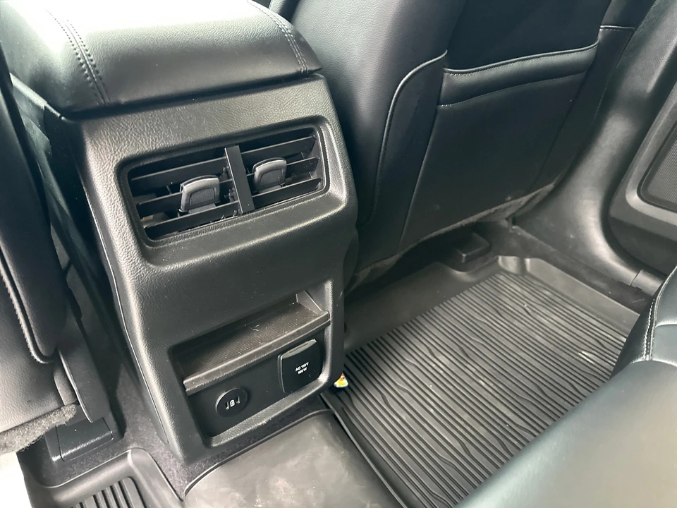 2024 Ford Edge - Image 14 of 21