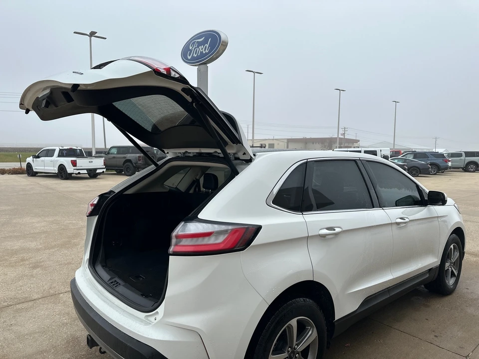 2024 Ford Edge - Image 16 of 21