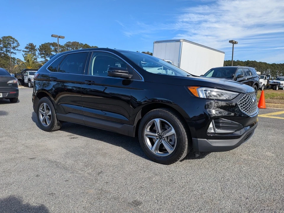 2024 Ford Edge - Image 2 of 21