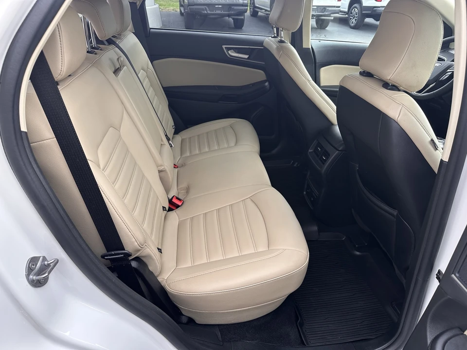 2024 Ford Edge - Image 16 of 21