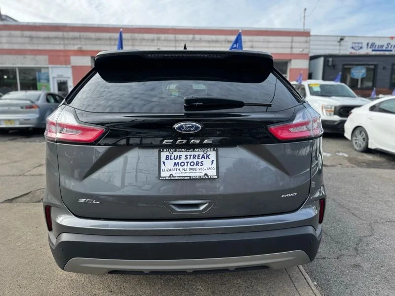2024 Ford Edge - Image 9 of 12