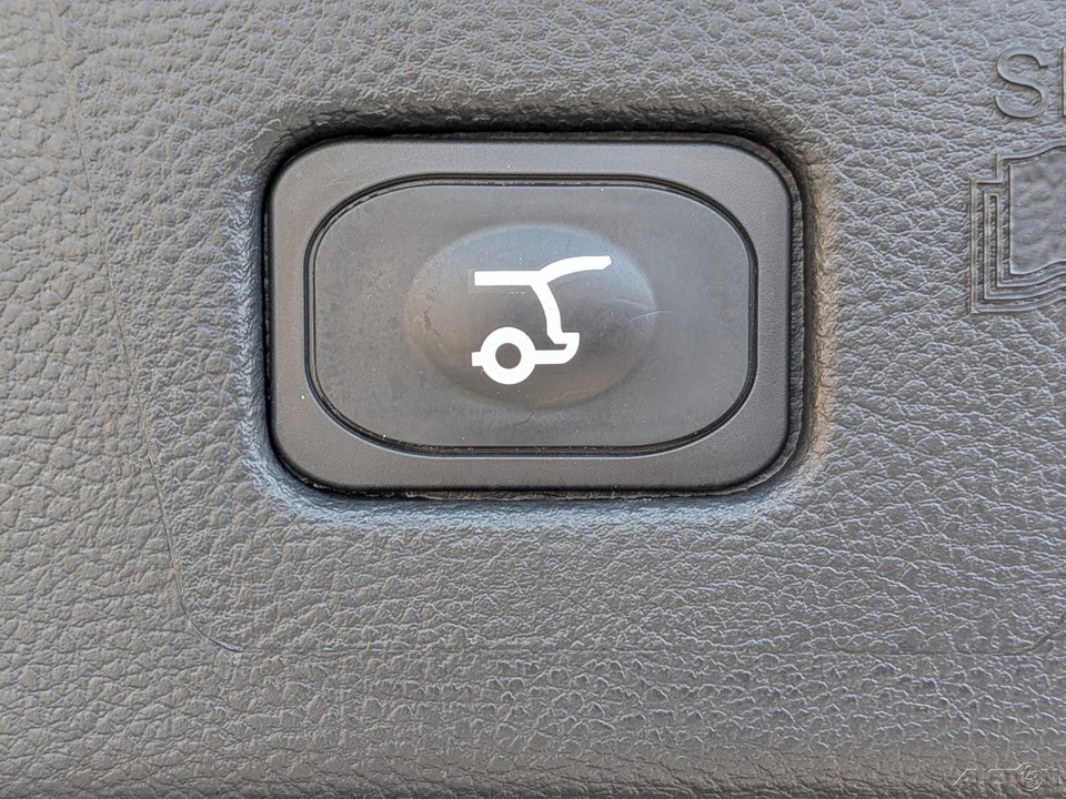 2024 Ford Edge - Image 16 of 21