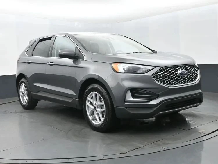 2024 Ford Edge - Image 2 of 12