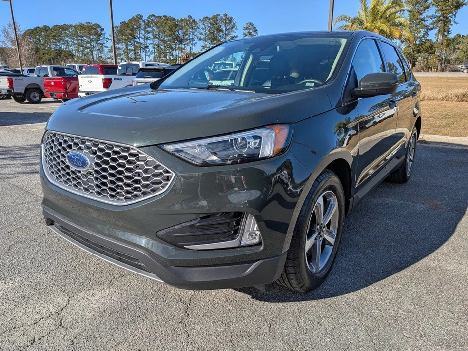 2024 Ford Edge - Image 8 of 21