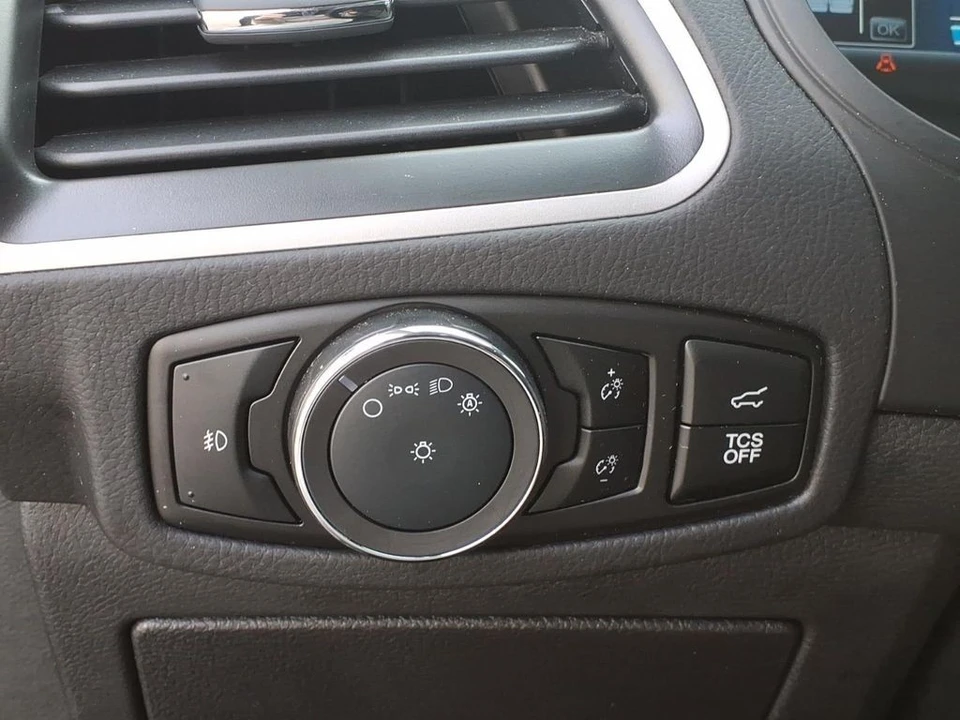 2024 Ford Edge - Image 16 of 21