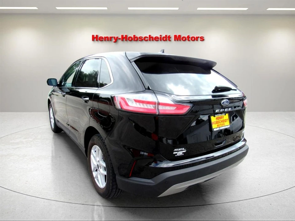 2024 Ford Edge - Image 11 of 12