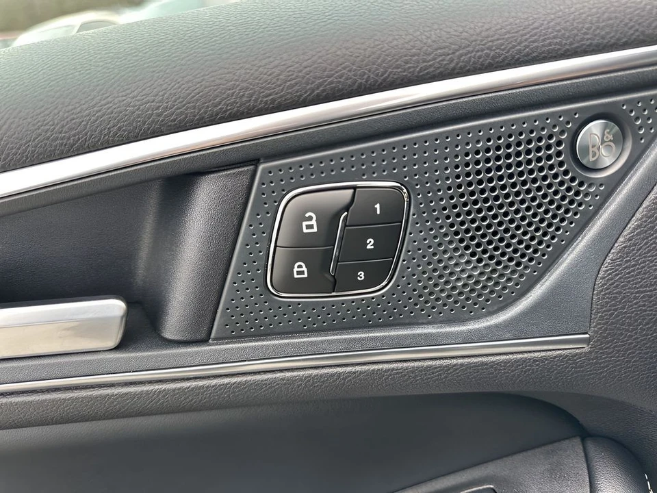 2024 Ford Edge - Image 11 of 12