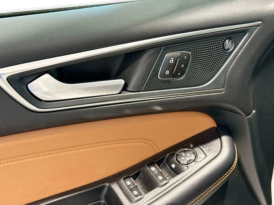 2024 Ford Edge - Image 17 of 29