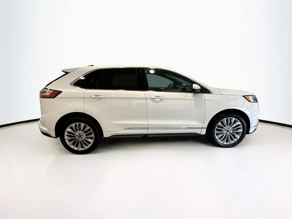 2024 Ford Edge - Image 8 of 29