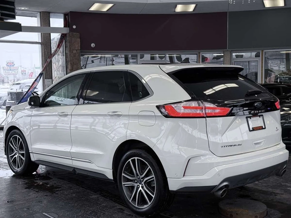 2024 Ford Edge - Image 11 of 12