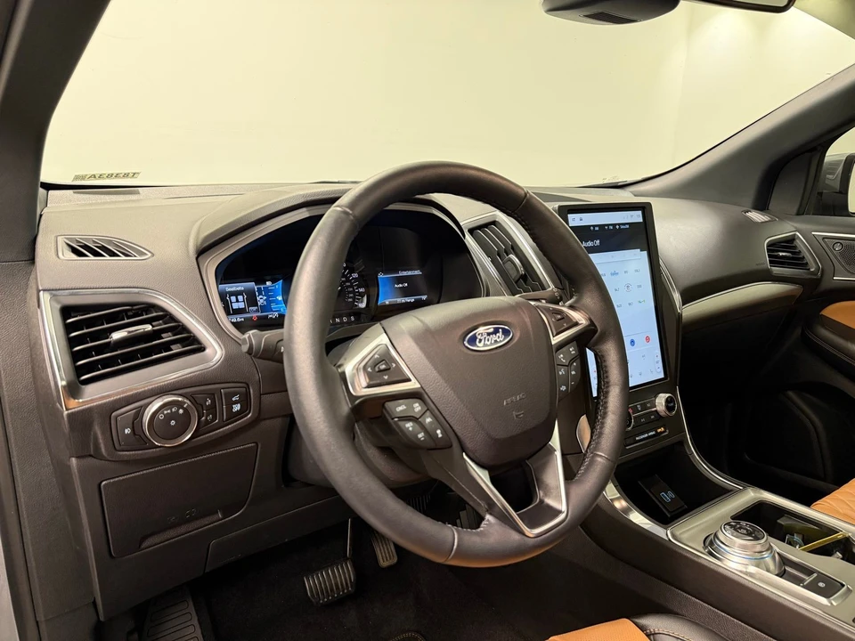2024 Ford Edge - Image 16 of 31