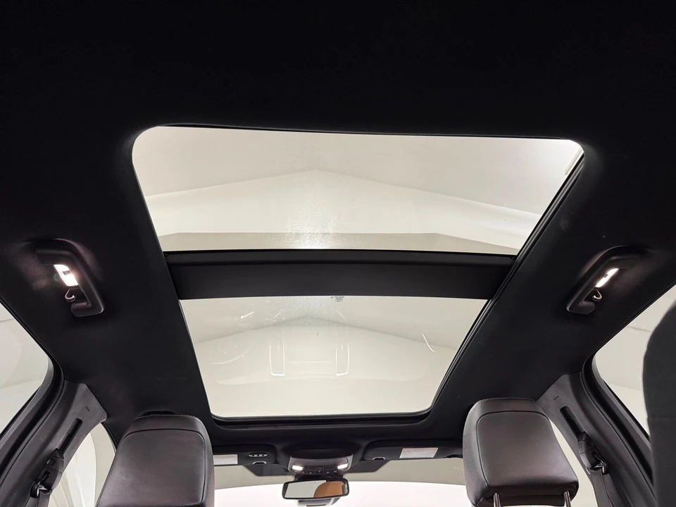 2024 Ford Edge - Image 11 of 21