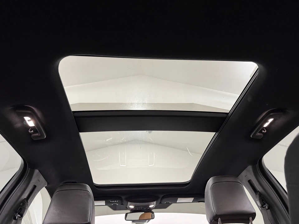 2024 Ford Edge - Image 11 of 12