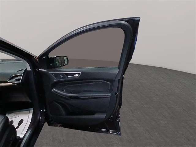 2024 Ford Edge - Image 16 of 21