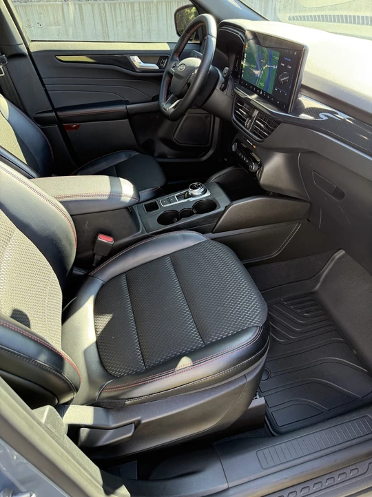2024 Ford Escape - Image 16 of 19