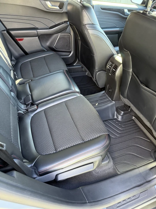 2024 Ford Escape - Image 15 of 19