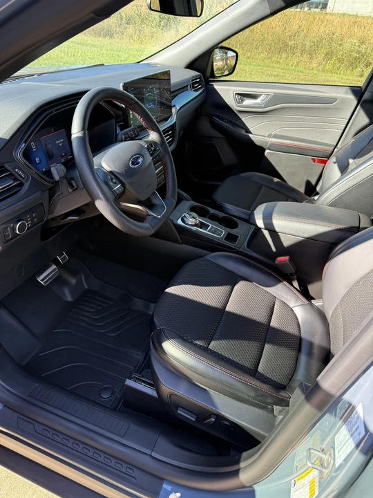 2024 Ford Escape - Image 10 of 19