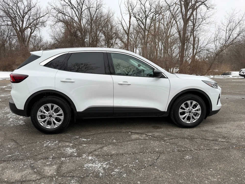 2024 Ford Escape - Image 8 of 21