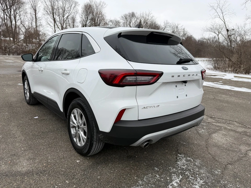 2024 Ford Escape - Image 5 of 21