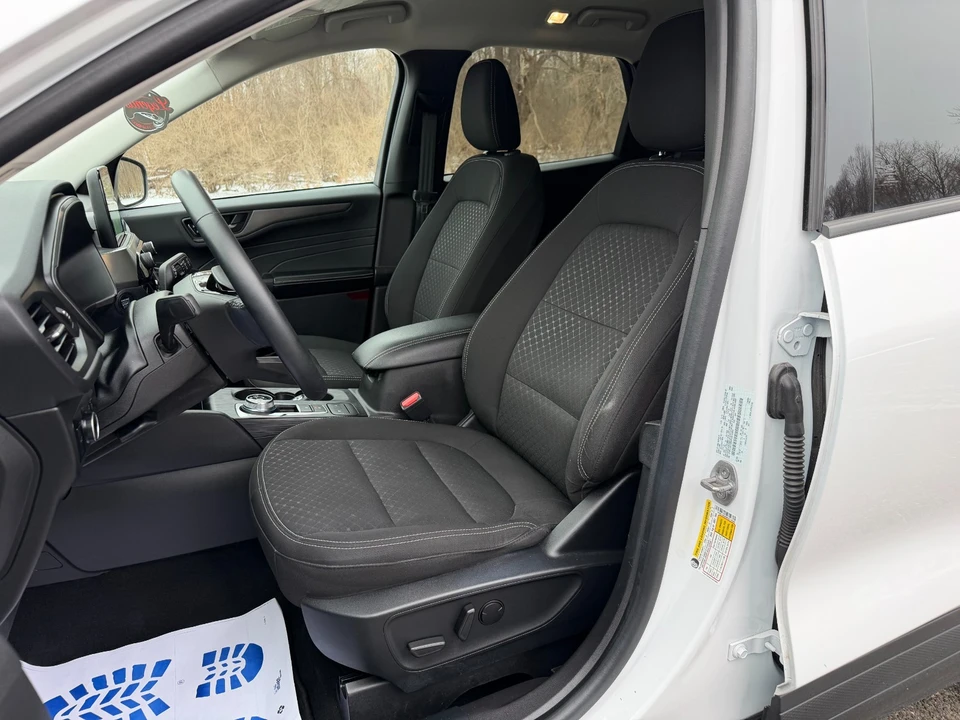 2024 Ford Escape - Image 11 of 21