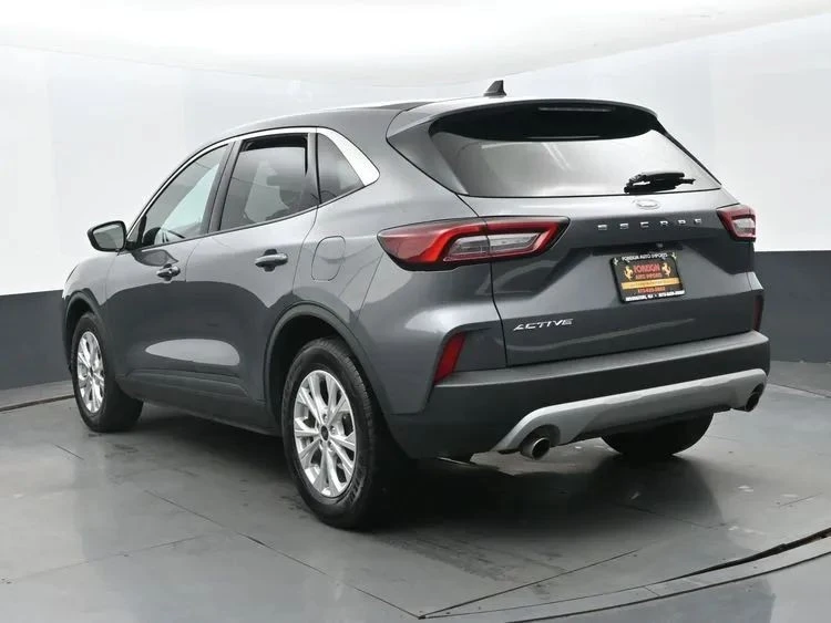 2024 Ford Escape - Image 9 of 12