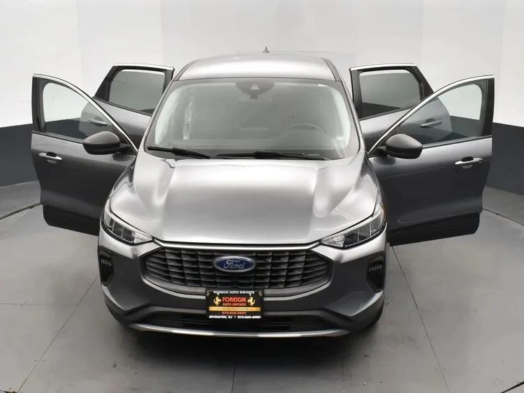 2024 Ford Escape - Image 10 of 12