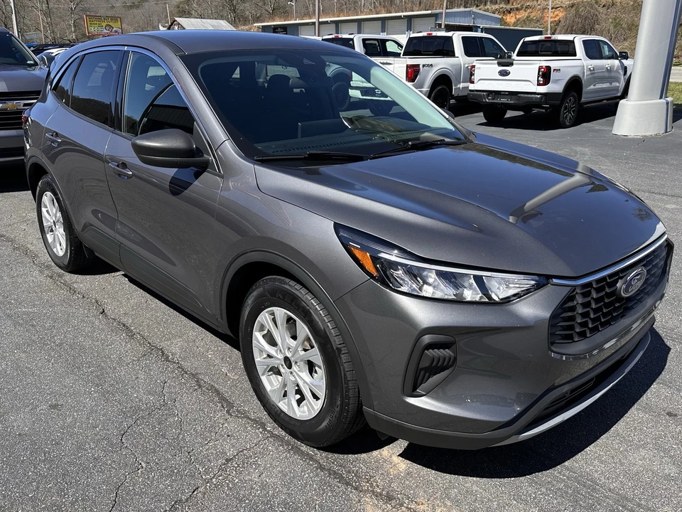 2024 Ford Escape - Image 4 of 31