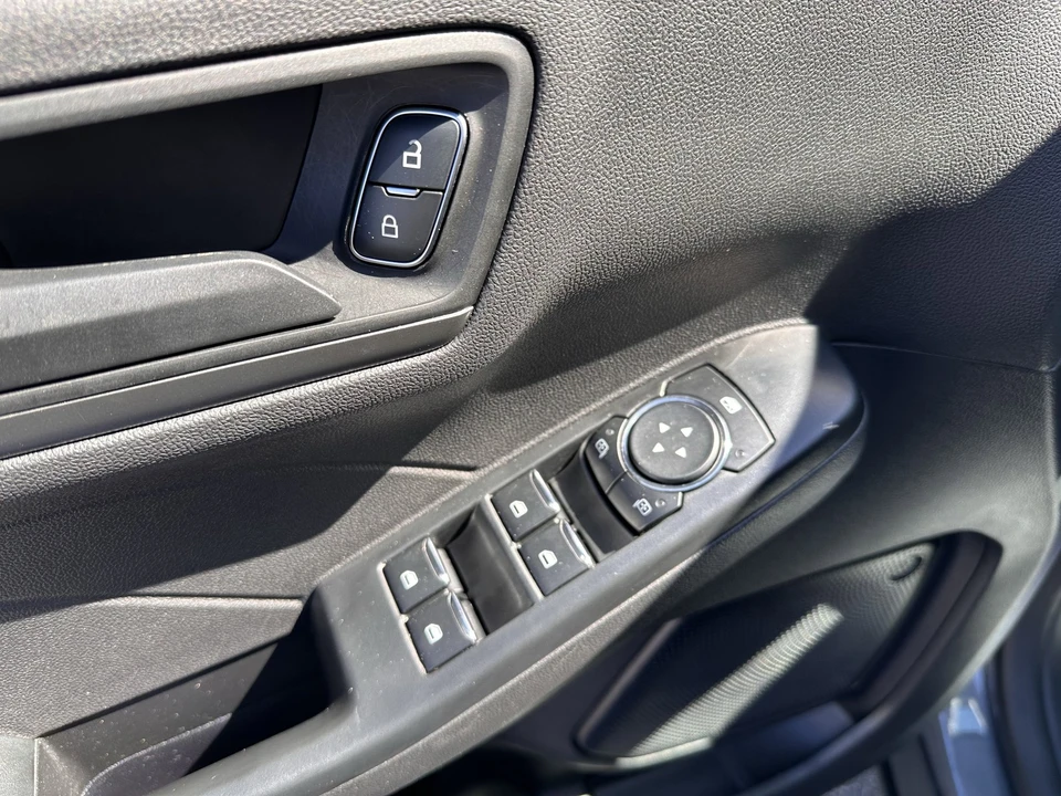2024 Ford Escape - Image 18 of 31