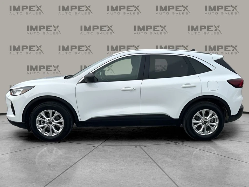 2024 Ford Escape - Image 2 of 21