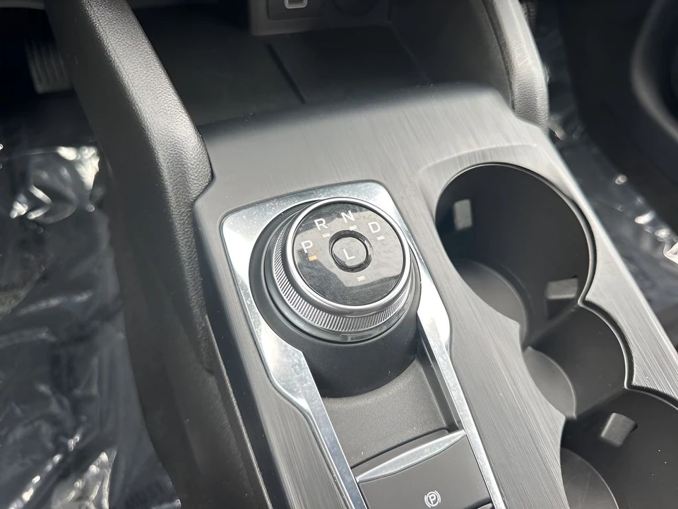 2024 Ford Escape - Image 16 of 21