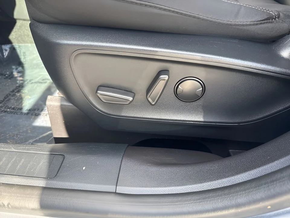 2024 Ford Escape - Image 10 of 12