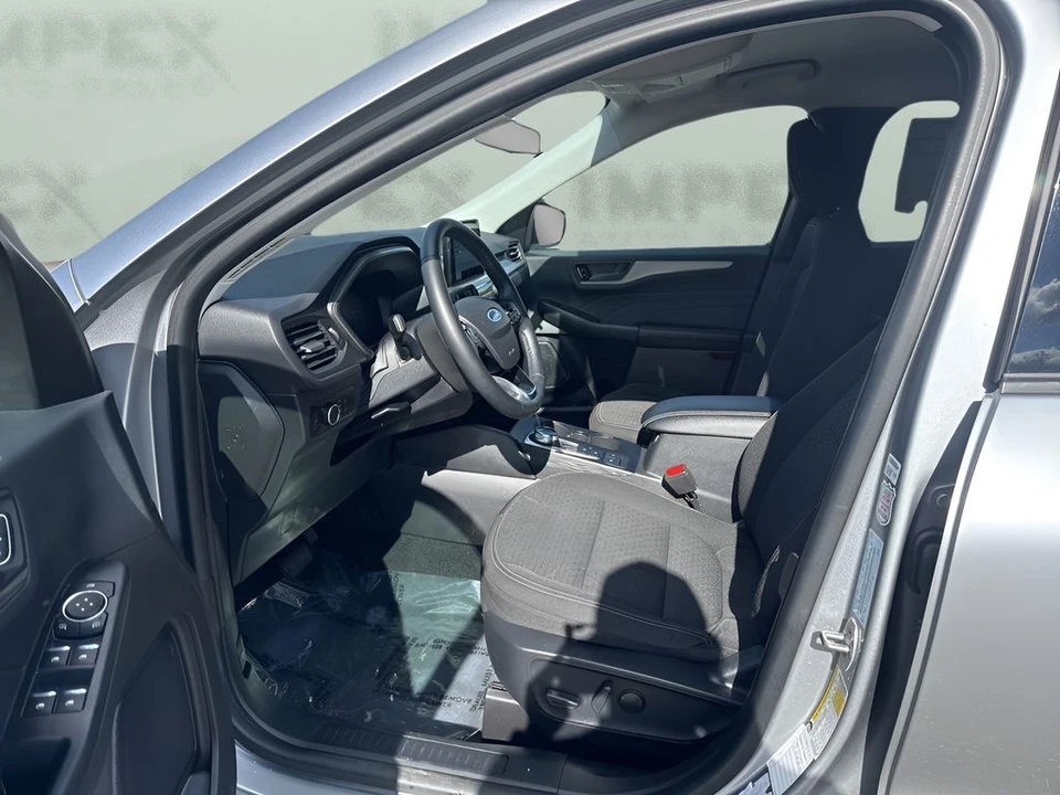 2024 Ford Escape - Image 9 of 12