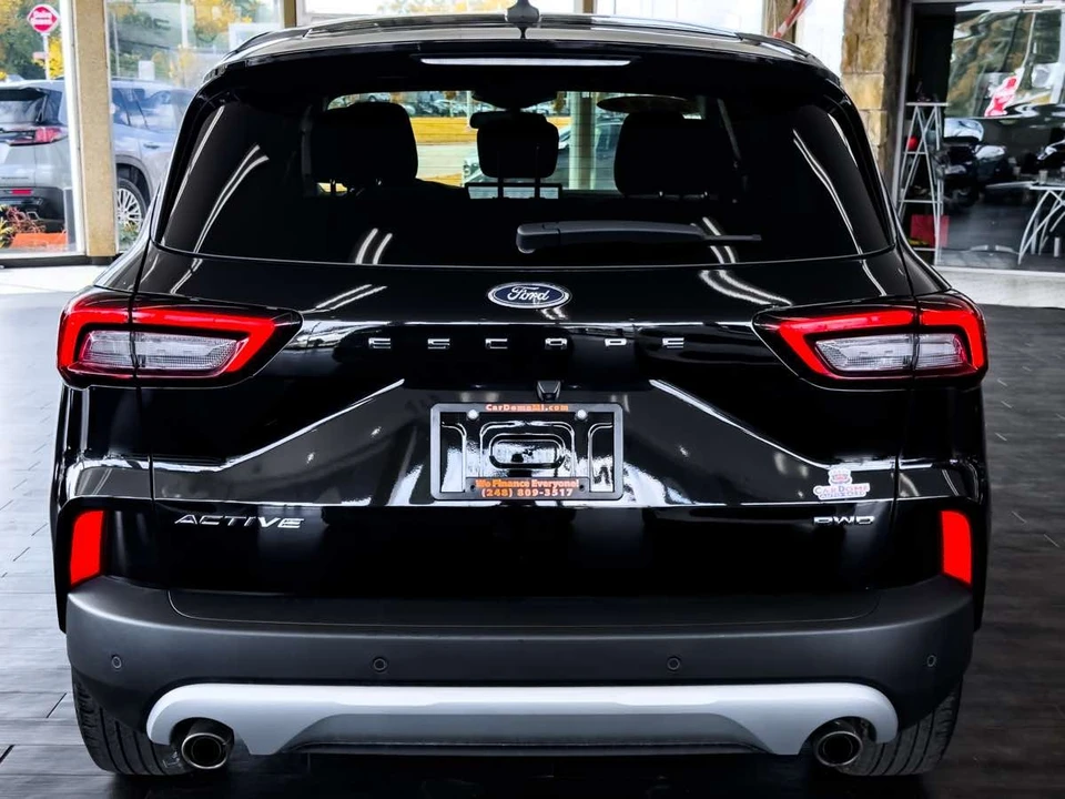 2024 Ford Escape - Image 13 of 21