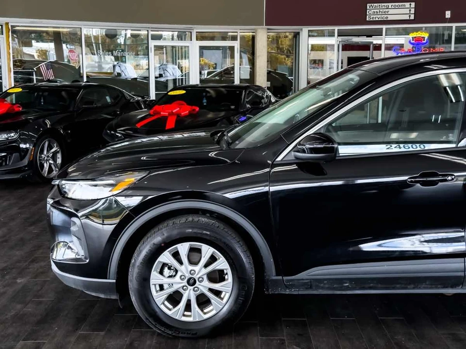 2024 Ford Escape - Image 7 of 12