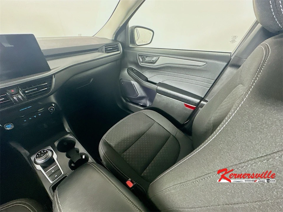 2024 Ford Escape - Image 11 of 21