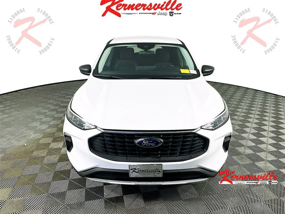 2024 Ford Escape - Image 2 of 21