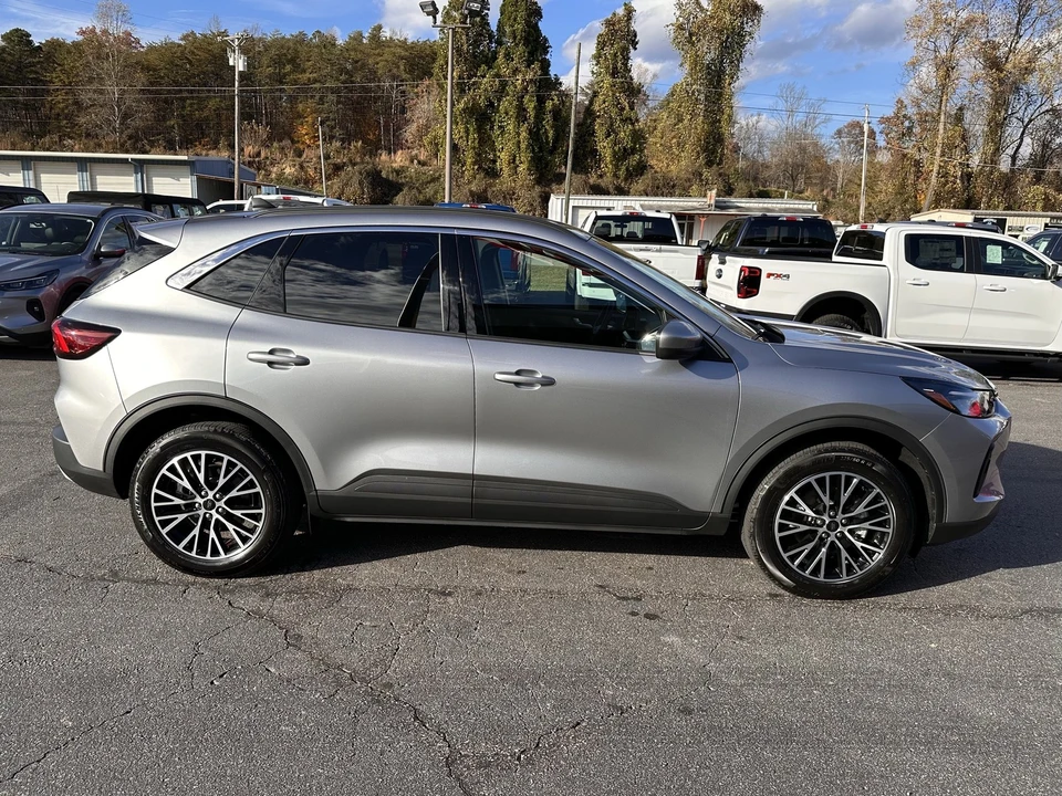 2024 Ford Escape - Image 5 of 12