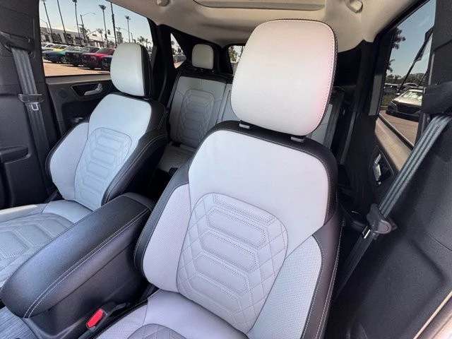 2024 Ford Escape - Image 20 of 21