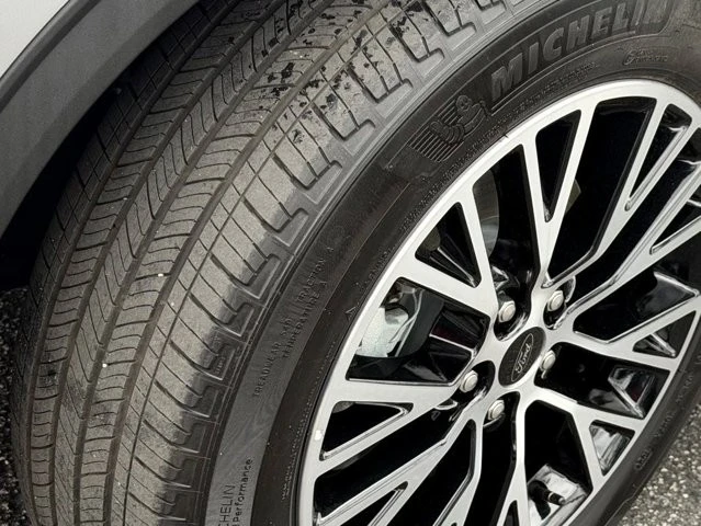 2024 Ford Escape - Image 13 of 21