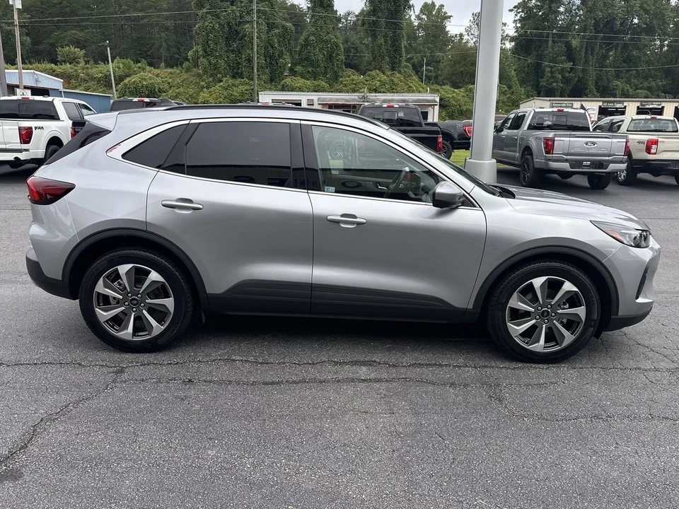 2024 Ford Escape - Image 5 of 21