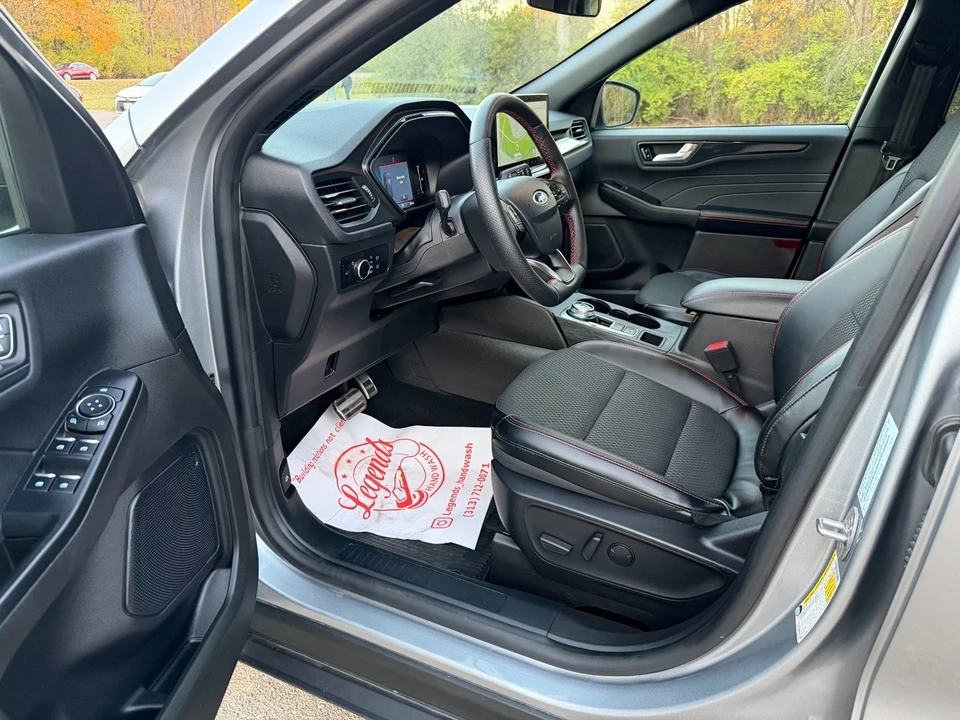 2024 Ford Escape - Image 10 of 21