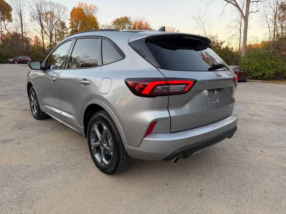 2024 Ford Escape - Image 5 of 21